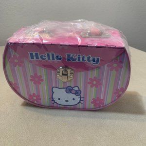 Hello Kitty Lunch Box